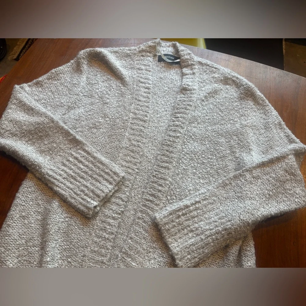 MINKPINK | Light Gray Women's Knit Cardigan - M/L - Picture 3 of 6